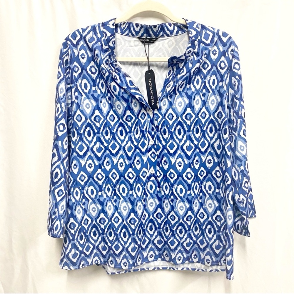 Shades of Blue Size L Top